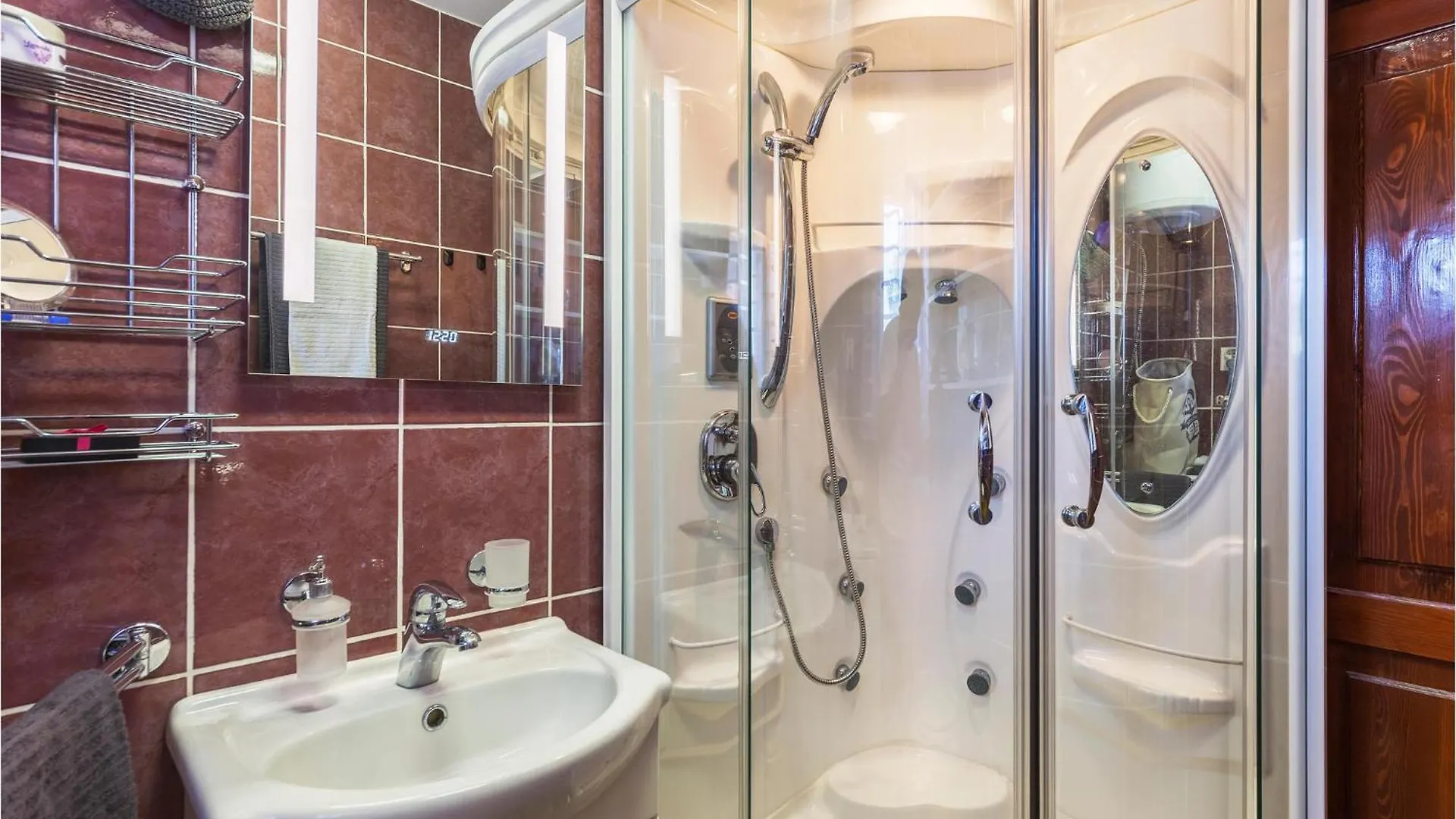 Stunning Apartment In Pula With Wifi 0*,